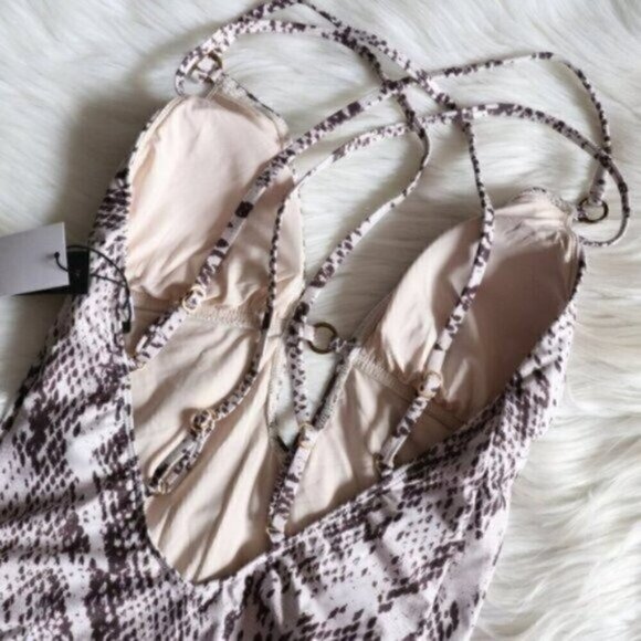NWT BCBGMaxaria One Piece Bathing Suit Size 10 Animal Snake Print Plunge V Neck - Picture 8 of 9